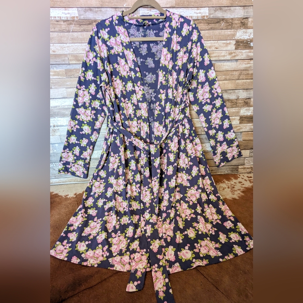 Baby Be Mine Navy Background W Pink Roses and Tie Closure